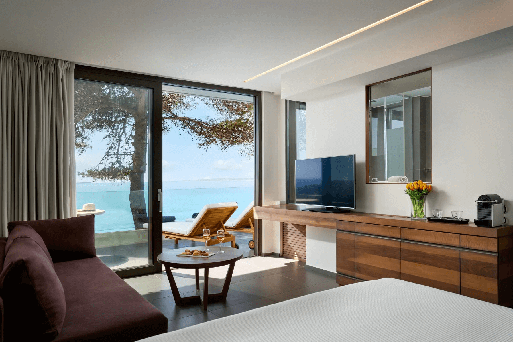 Junior Suite Sea Front Spa